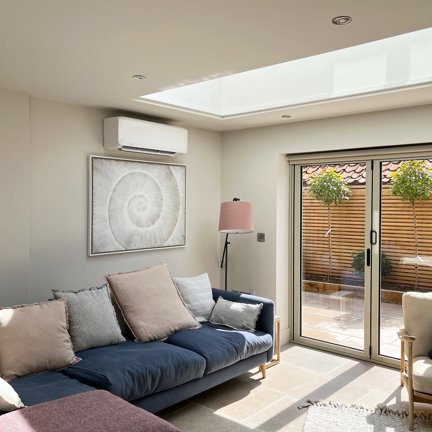 Mitsubishi deluxe indoor unit in Leeds room